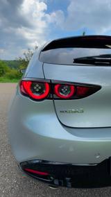 Mazda 3 2.0 SKYACTIV-G M-Hybrid 150 Selection Sele... - Mazda 3: 150