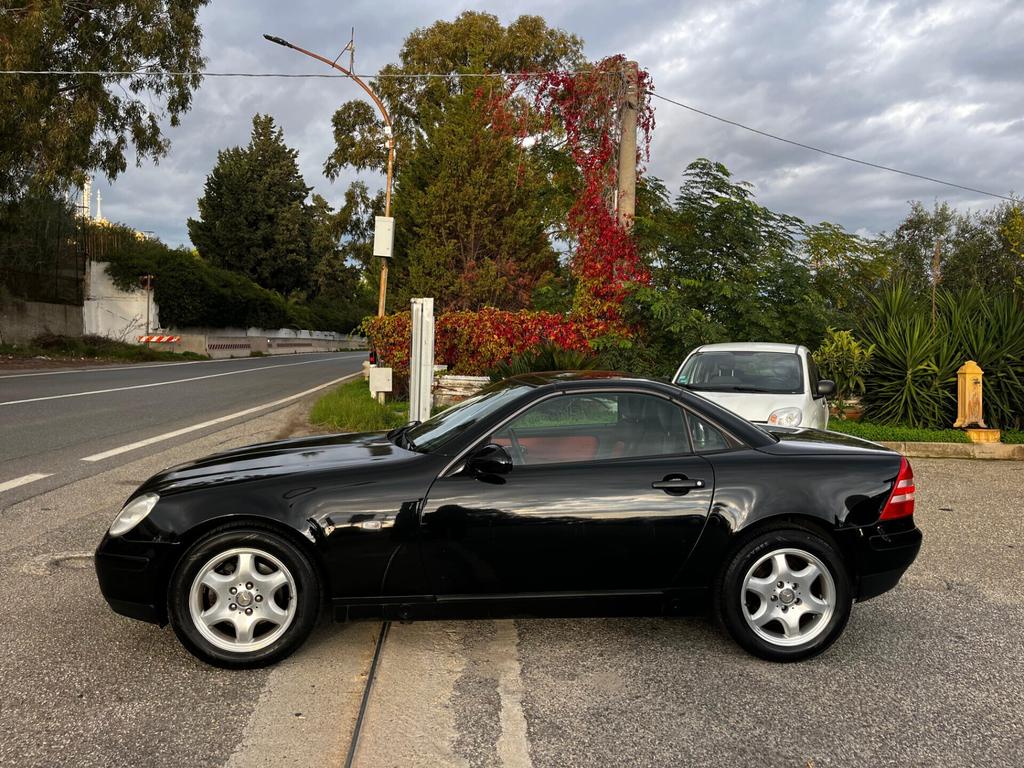 Mercedes-Benz SLK 200