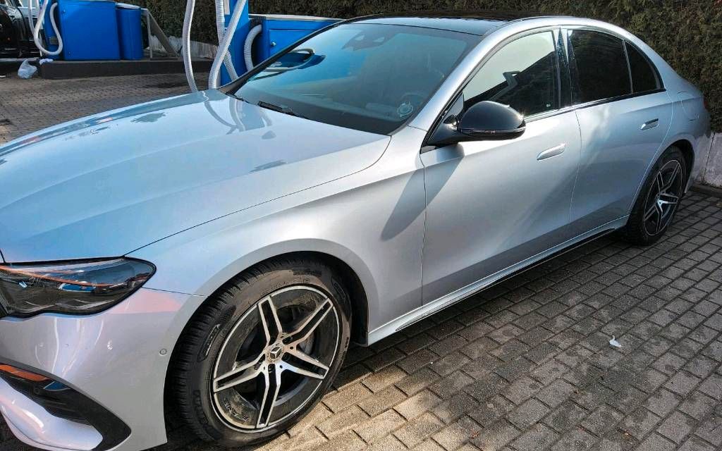 Image of Mercedes-Benz E 400