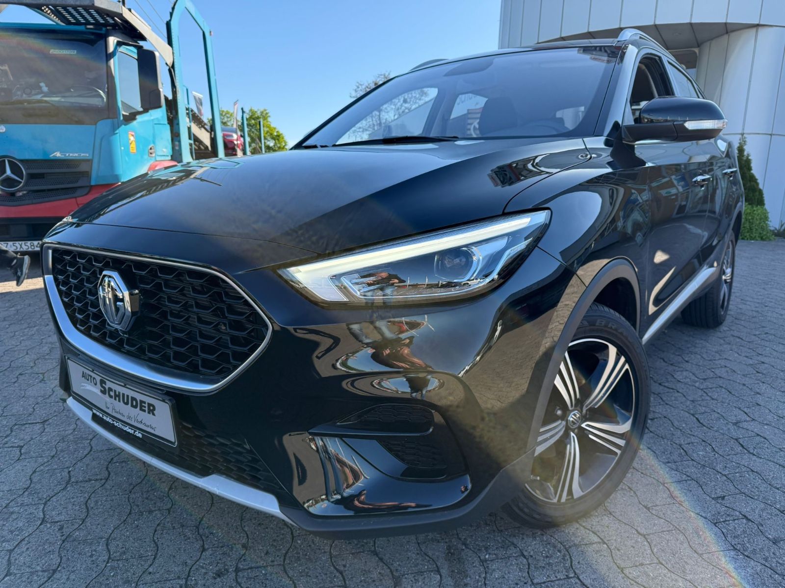 MG ZS