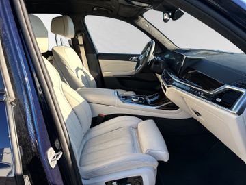BMW X7 - 8
