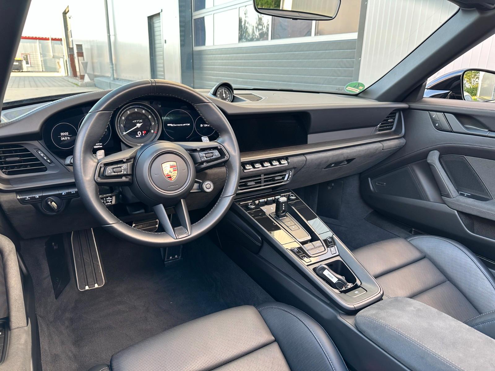 Porsche 992 GTS Cabriolet Bose MwSt. 1.Hand