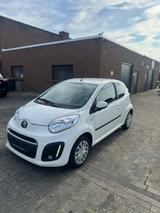 Citroën Tendance 1.0*TÜV NEU*Klima*KETTE NEU*1-HAND*50KW - Citroën C1 in Hannover