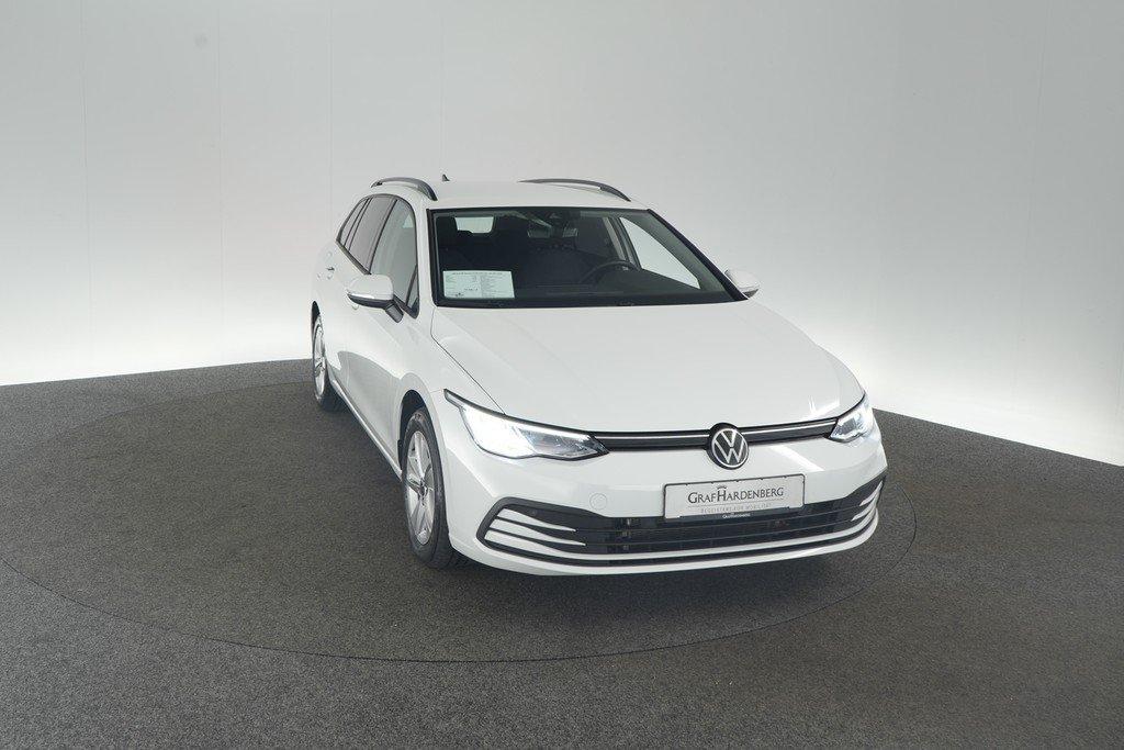 Volkswagen Golf VIII Variant 2.0 TDI DSG Life LED ACC AHK