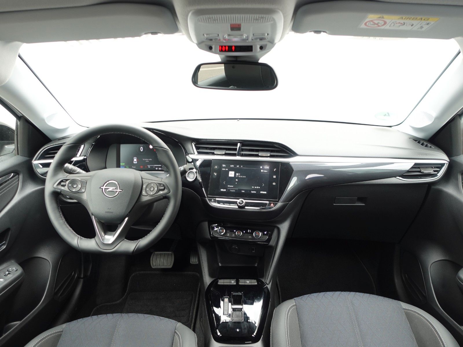 Fahrzeugabbildung Opel Corsa-e Elegance -Sitzheizung,Rückfahrkamera,PDC
