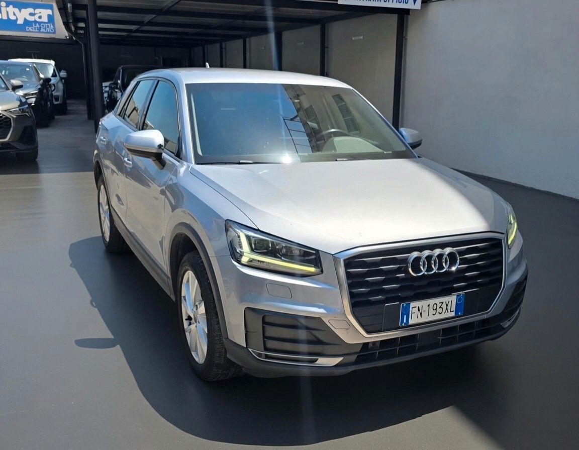 AUDI Audi Q2 1.6 TDI S tronic Business