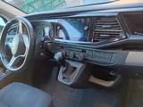 Volkswagen T6 Multivan - Volkswagen T6 Multivan mit Panoramadach