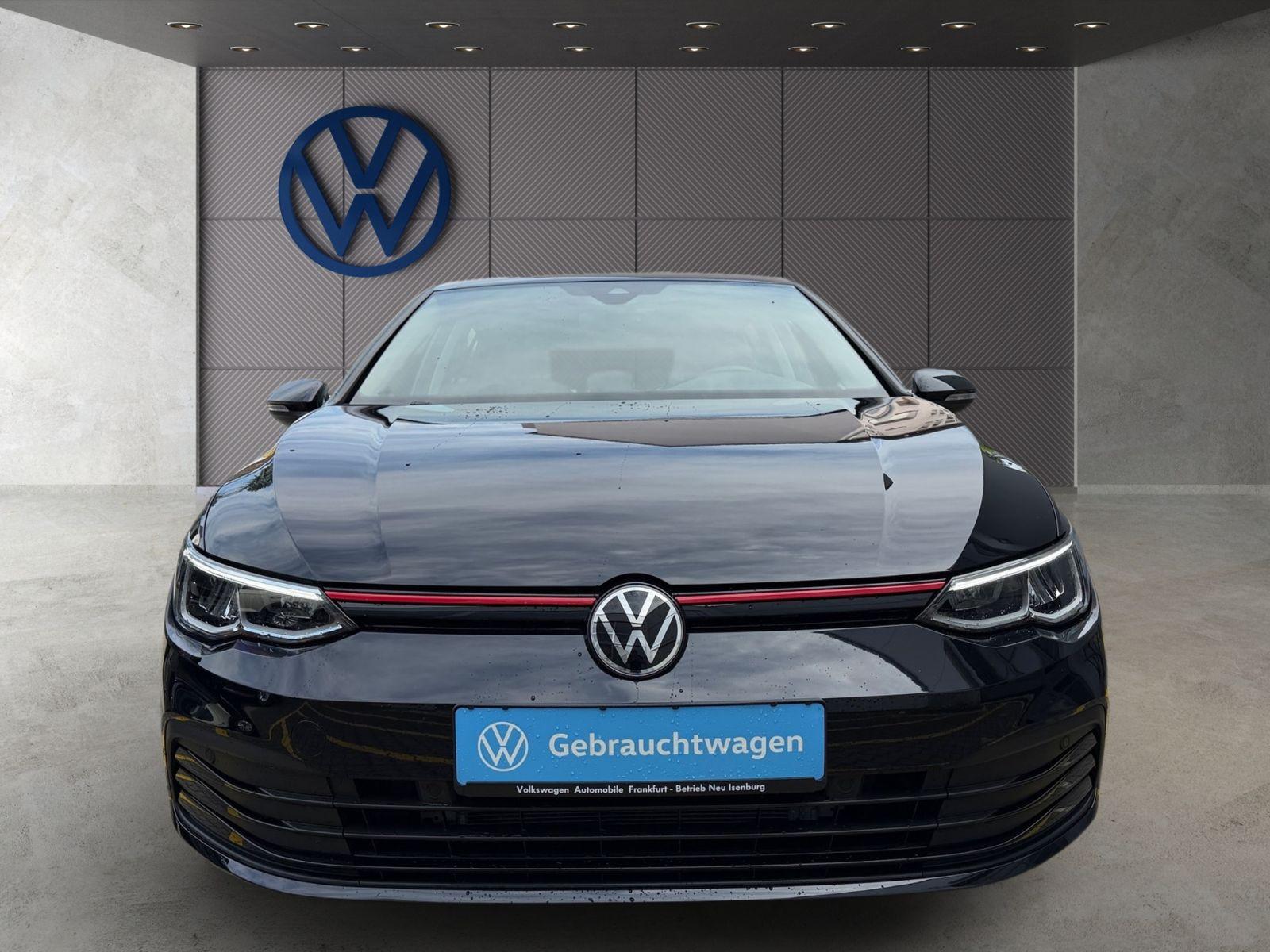 Volkswagen Golf VIII 1.5 TSI Life Navi Sprachbedienung LED 