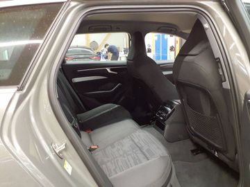 Audi A6 - 6