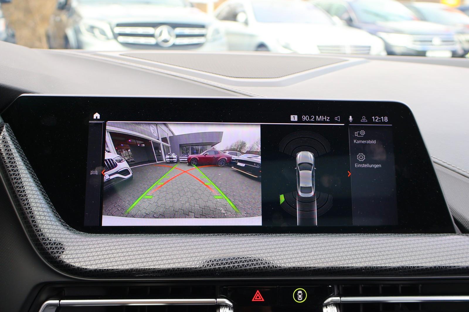 BMW M235i xDrive Gran Coupé/LED/RFK/HIFI/CARPLAY