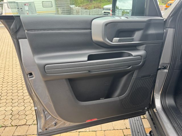 BAIC BJ40 2.0T 4WD 8 Gang AT PanoSitzhzg und Belüft.