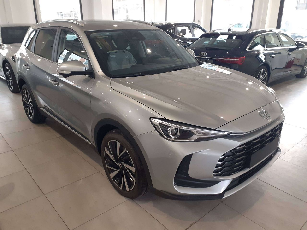 MG ZS 1.5 hybrid Luxury automatica KM0 05/2026