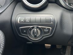 Fahrzeugabbildung Mercedes-Benz C200 T AMG-Line Night LED Kamera Burmester 19"