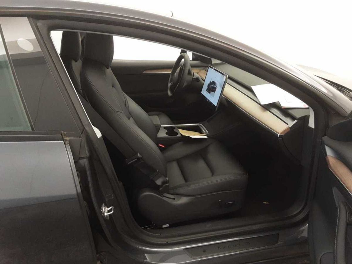 Tesla Model 3 Basis RWD Autopilot Glasdach Range Plus foto 7
