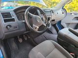Volkswagen T5 Caravelle langer Radstand, 7 Sitzer, blau - Volkswagen T5: Radstand