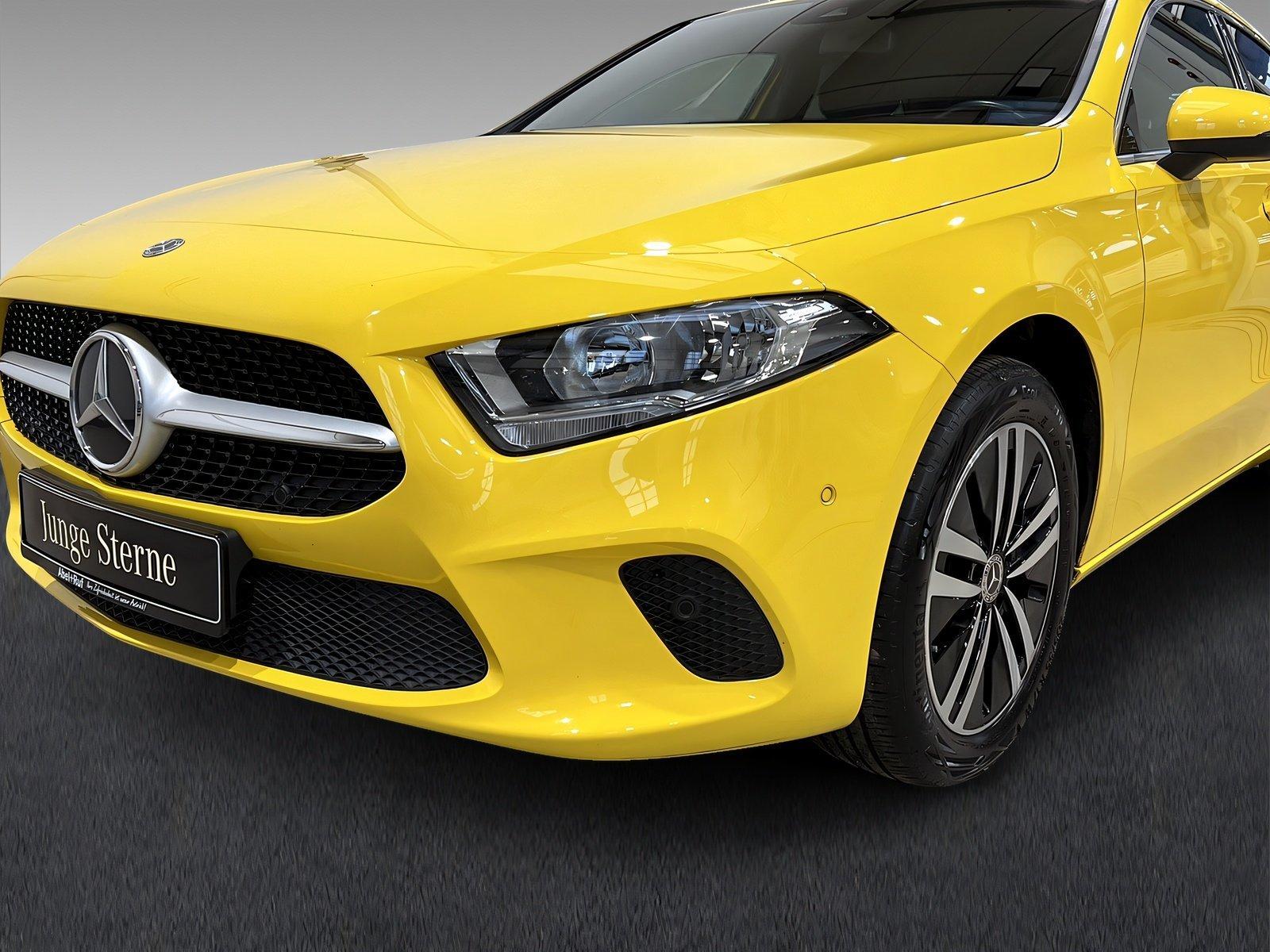 Mercedes-Benz A 250 e Kompaktlimousine PROGRESSIVE+CarPlay+DAB