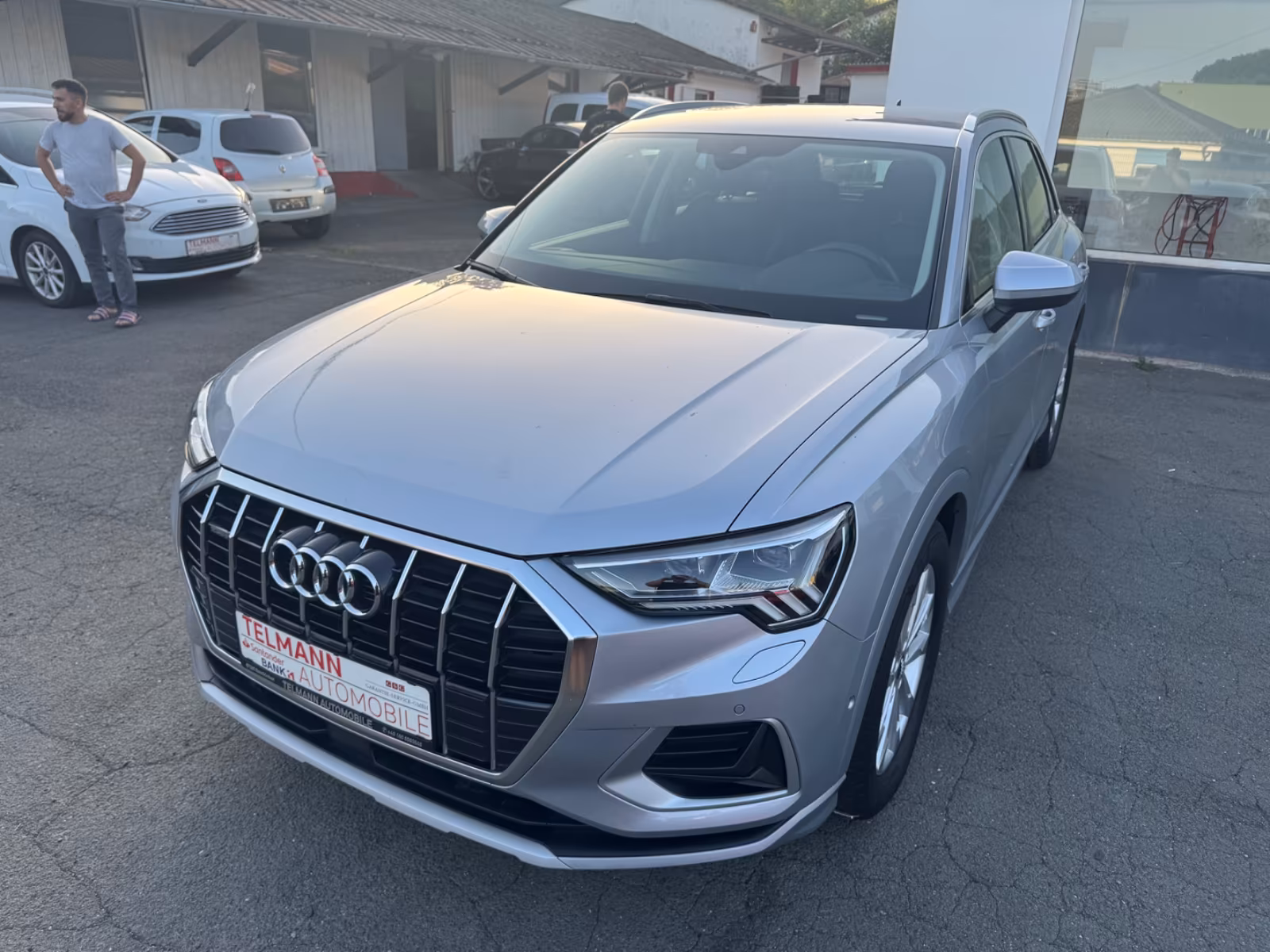 Audi Q3 40 TFSI quattro/GSG/Teilleder/LED/