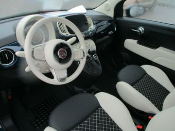 Fiat 500 Dolce Vita Smartphone Mirroring