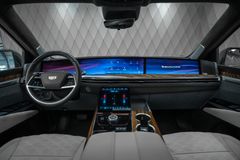Escalade ESV2025 FACELIFT 4WD LUX PRM GREY/BEIGE