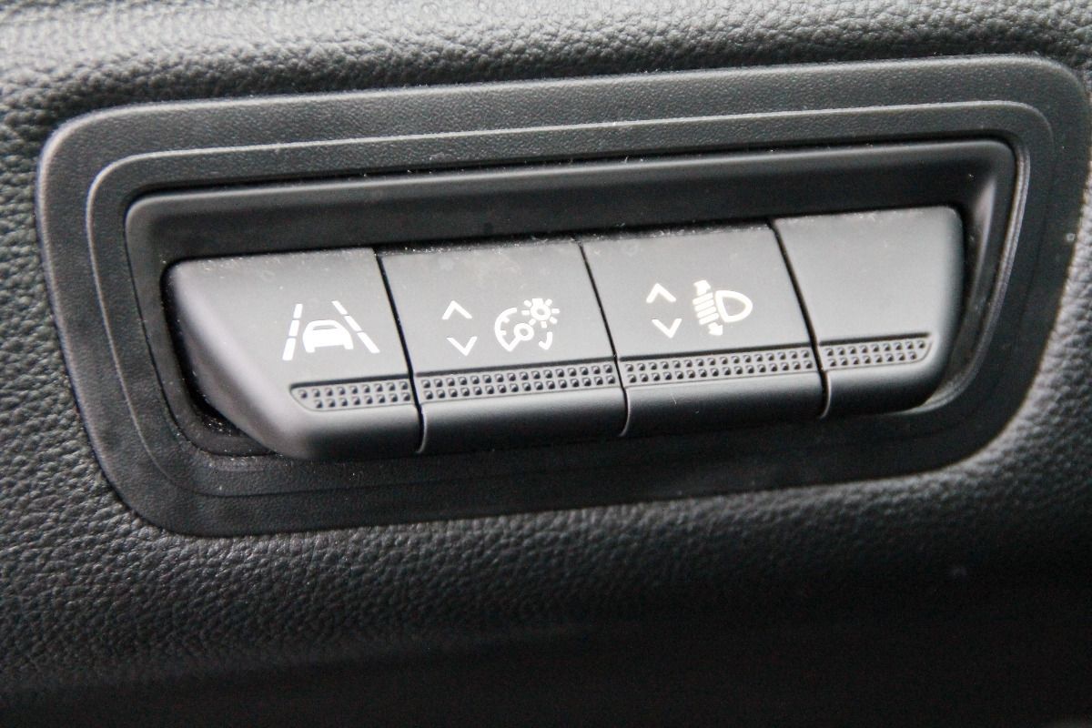 Fahrzeugabbildung Renault Captur INTENS TCe 100