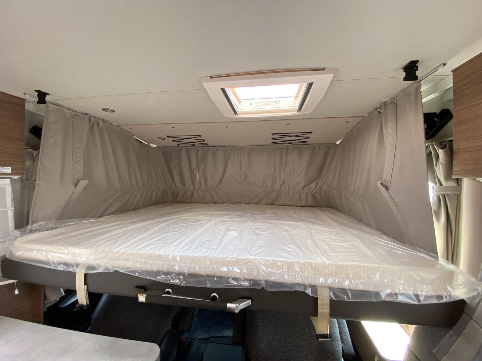 Fahrzeugabbildung Knaus L!VE I Live I 700 MEG Sat+TV, LED, Lithium uvm.