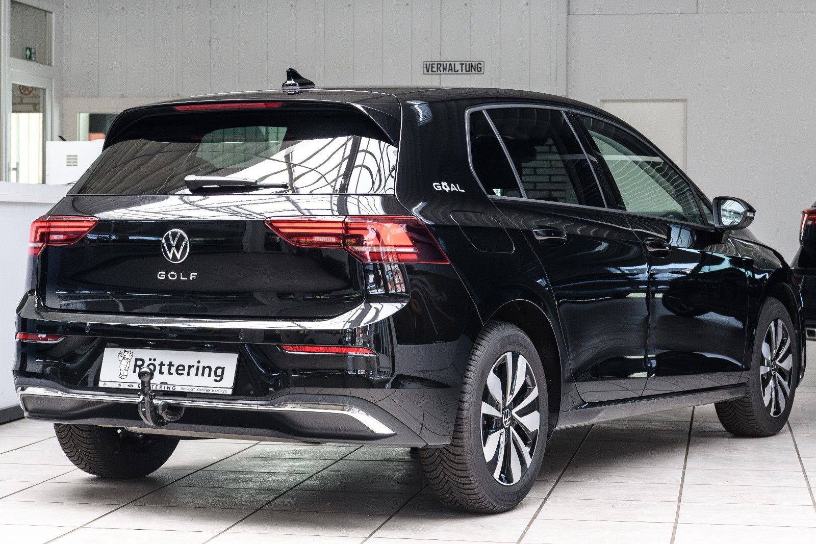 Fahrzeugabbildung Volkswagen Golf VIII Lim. 1.5 TSI Goal +AHK+GJR+KAM+NAVI