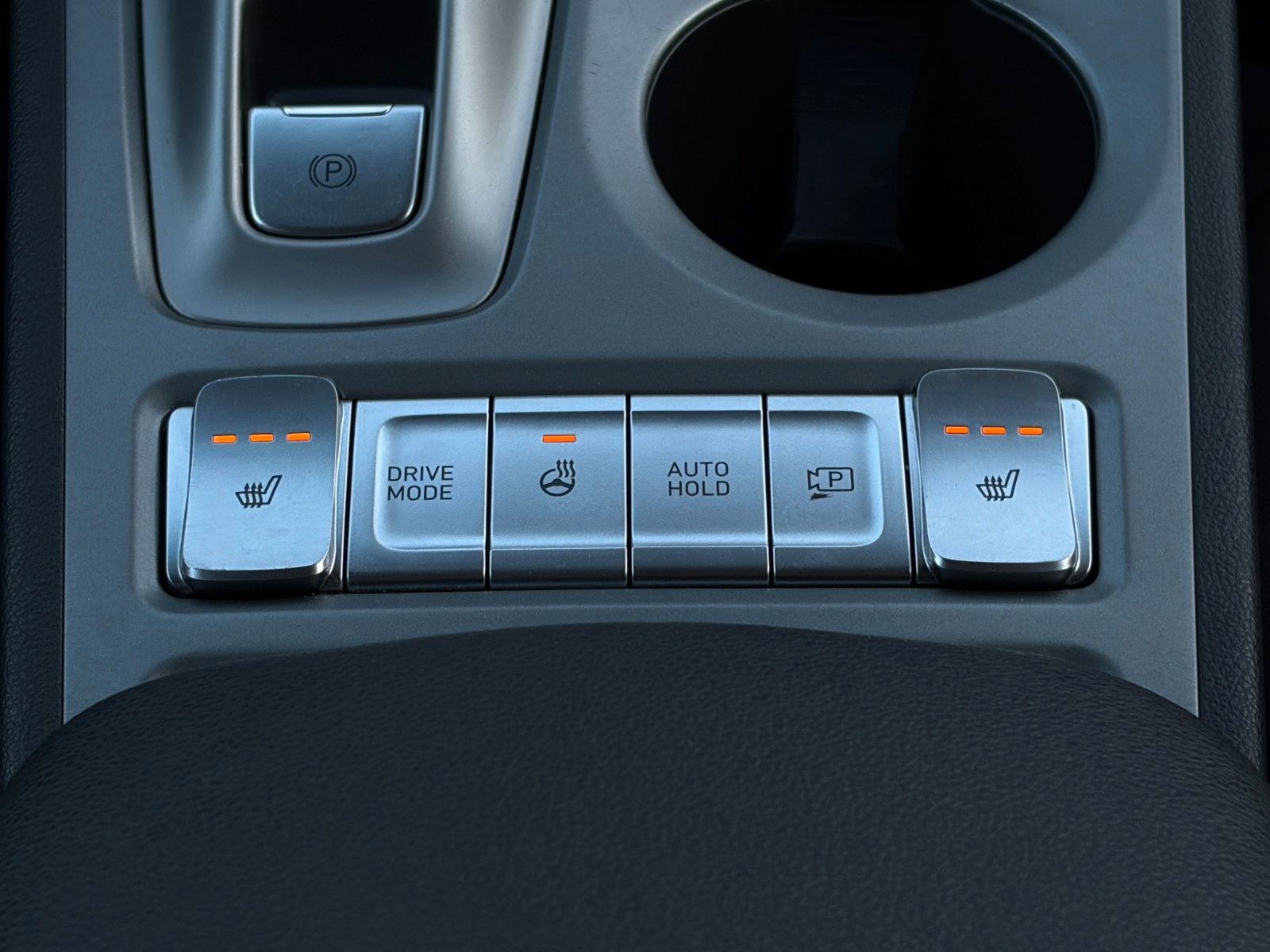 Fahrzeugabbildung Hyundai Kona Elektro TREND 2WD ACC CAM CarPlay LHZ SHZ