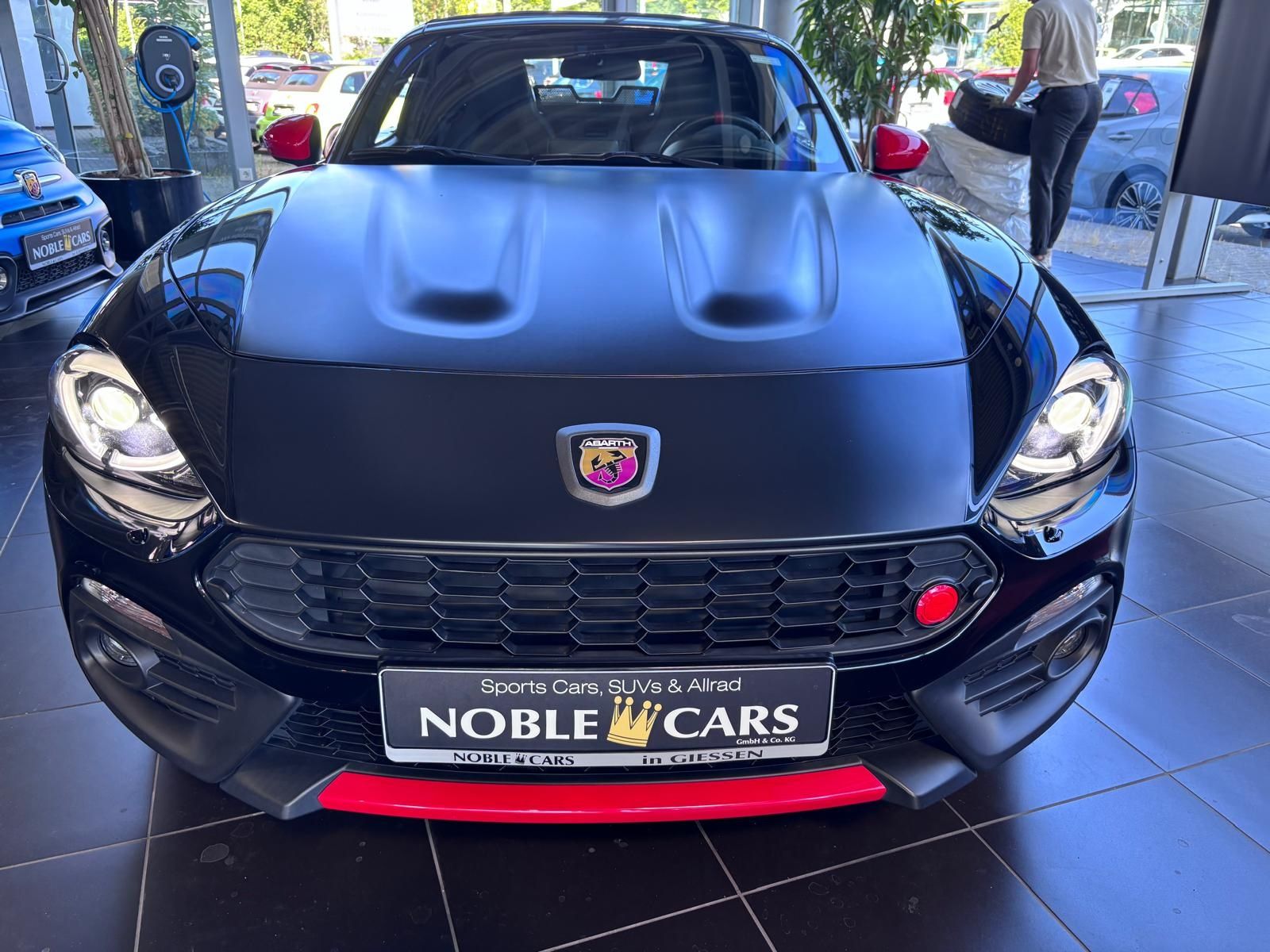 Fahrzeugabbildung Abarth 124 Spider Navi BOSE LED LEDER ALU