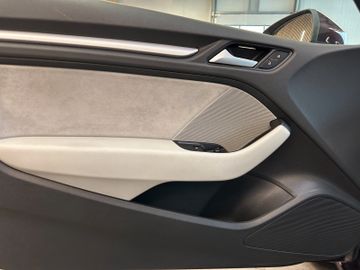 MYAUTOCENTER – Gebraucht- und Jahreswagen mit Werkstattservice in Pfaffenhofen Audi A3 attraction *Panorama*Klima*Freisprech*Xenon*