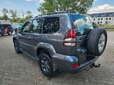 Toyota Land Cruiser 3.0 D-4D Automatik Klima Navi AHk - Toyota Land Cruiser aus 2003