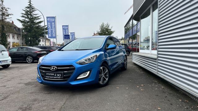 Hyundai i30 1.6 CRDi SHZ/KLIMAA/LHZ/PDC/TEMP/GARANTI