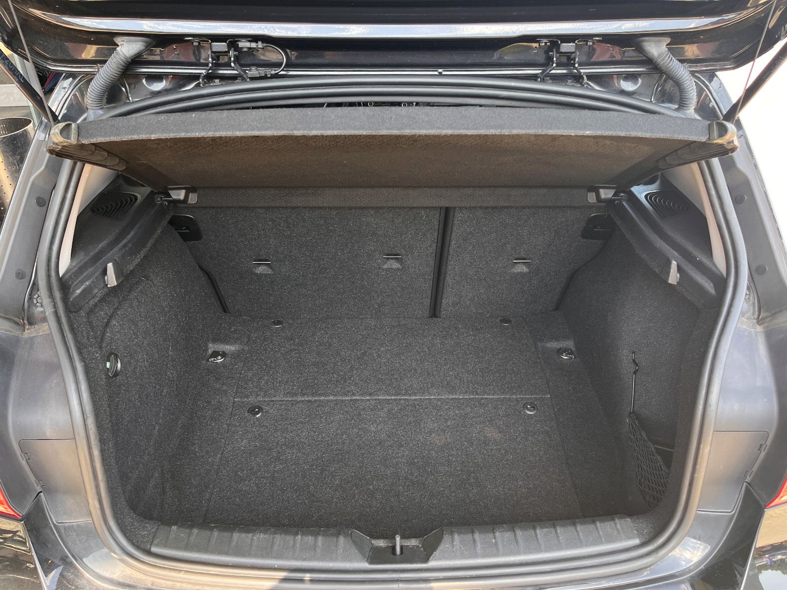 Fahrzeugabbildung BMW 118 1 Limousine 5-trg. 118 i Advantage Automatik