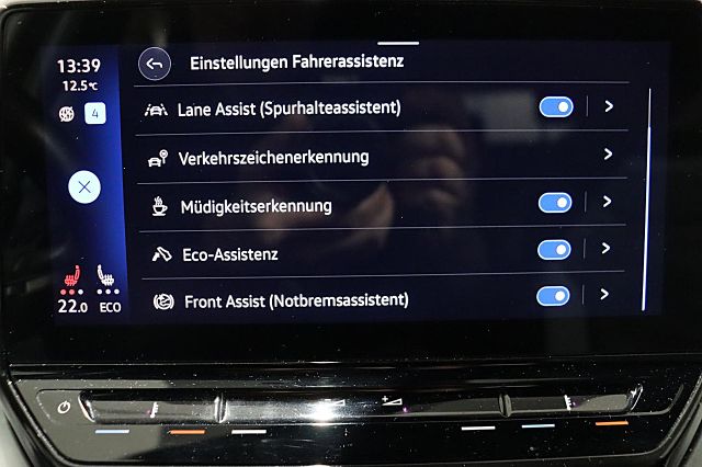 ID.4 Pure 125kW Wärmep.IQ.LIGHT KAMERA Winterr.