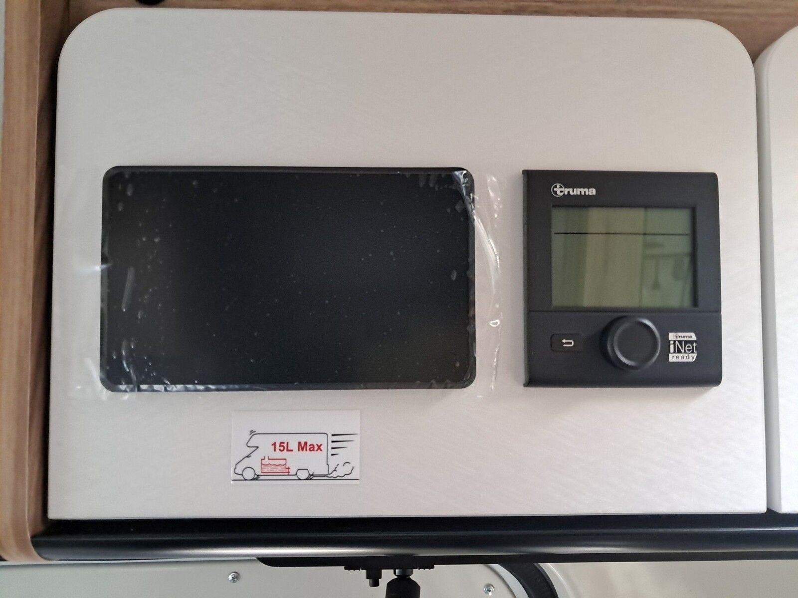 Fahrzeugabbildung Karmann Dexter 4x4 DE 560 AW Allrad 4x4, Rückfahrkamera