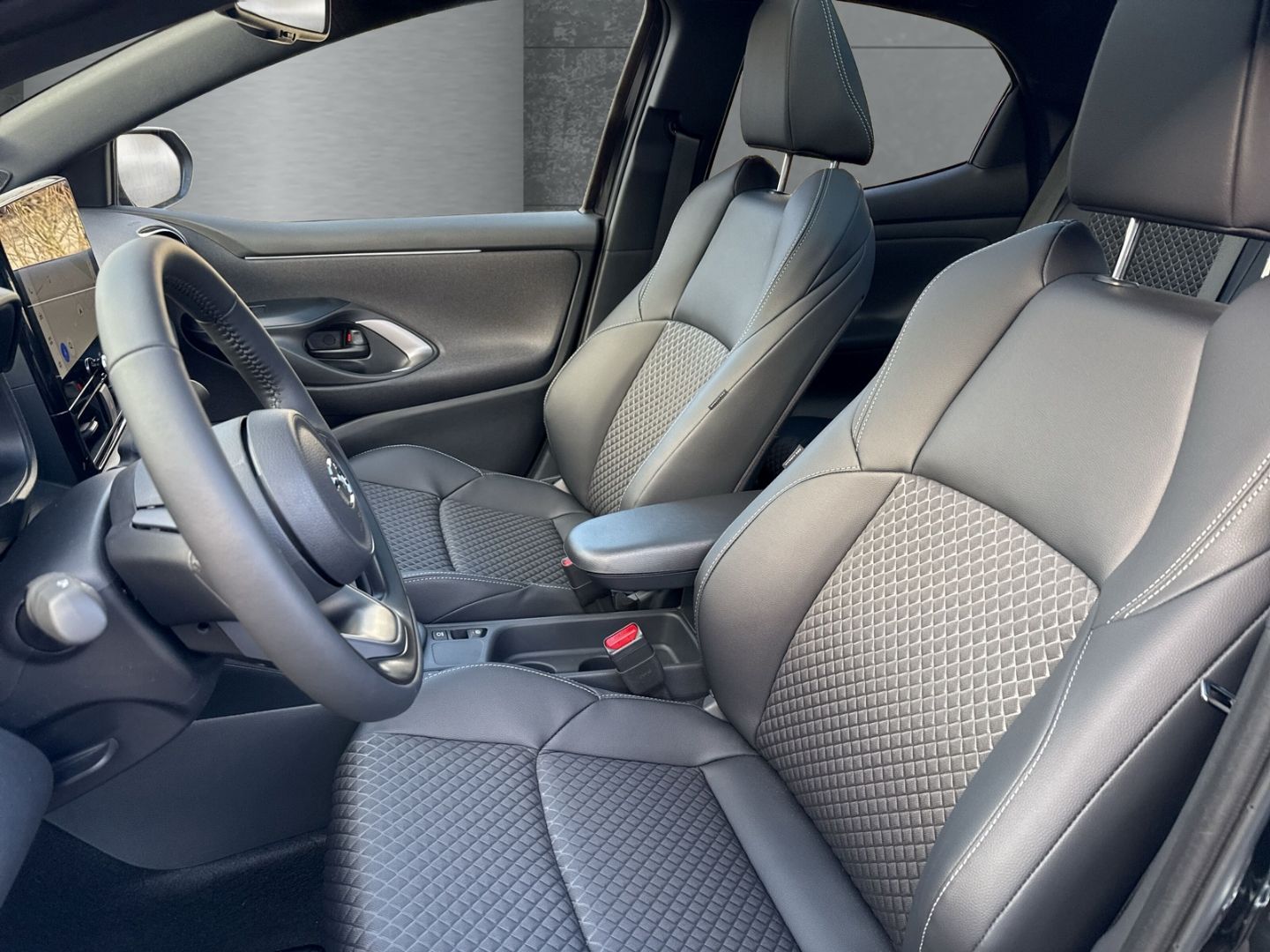 Mazda 2 Hybrid - Bild 8