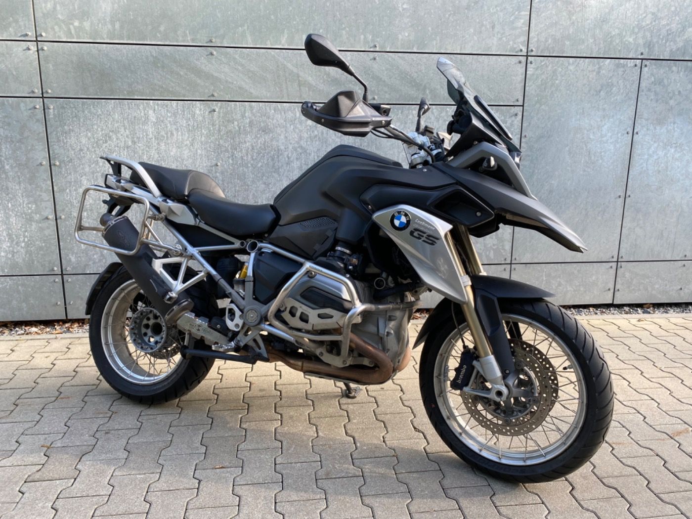 Fahrzeugabbildung BMW R 1200 GS LC Komfort- und Dynamik-Paket
