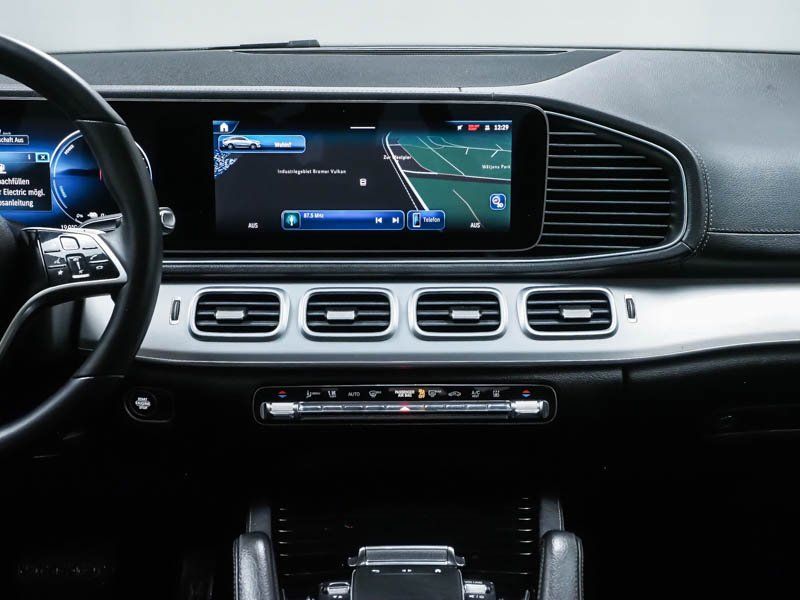 Fahrzeugabbildung Mercedes-Benz GLE 350 de 4M AMG Coupé*Pano*Totwin*AIRMATIC*360