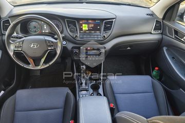 Hyundai TUCSON - 12