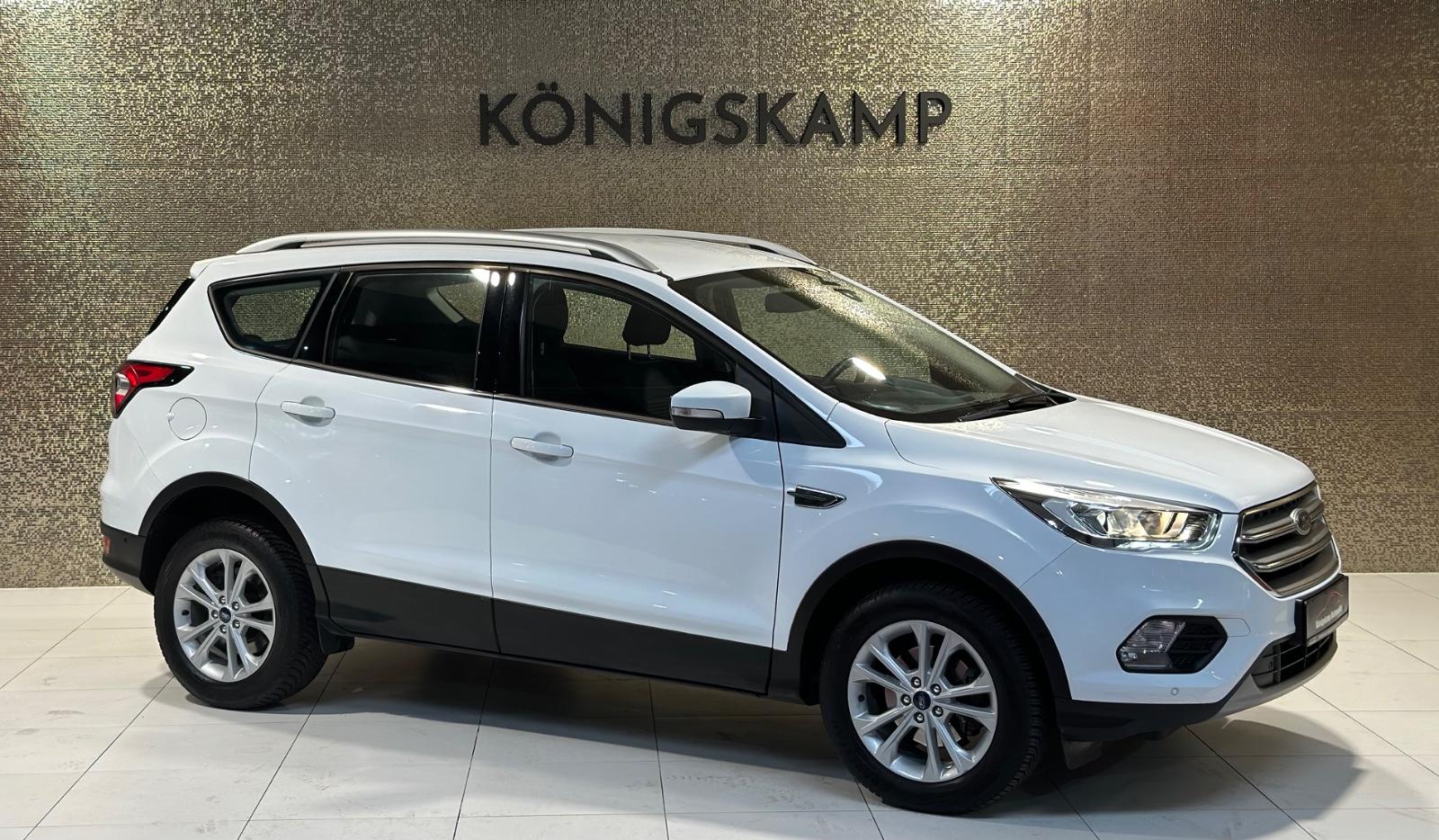Ford Kuga Titanium Aut. * AHK * SHZ * PDC *