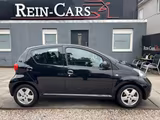 Toyota Aygo AYGO Club/KLIMA/ALLWETTER/BLUETOOTH/TÜV-NEU - Toyota in Berlin: Aygo