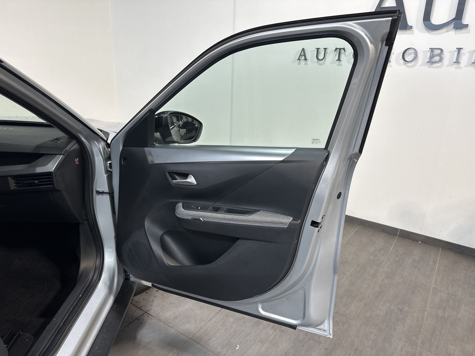 Fahrzeugabbildung Opel Frontera Electric GS NAV+LED+KAMERA+TOTW+PDC+DAB