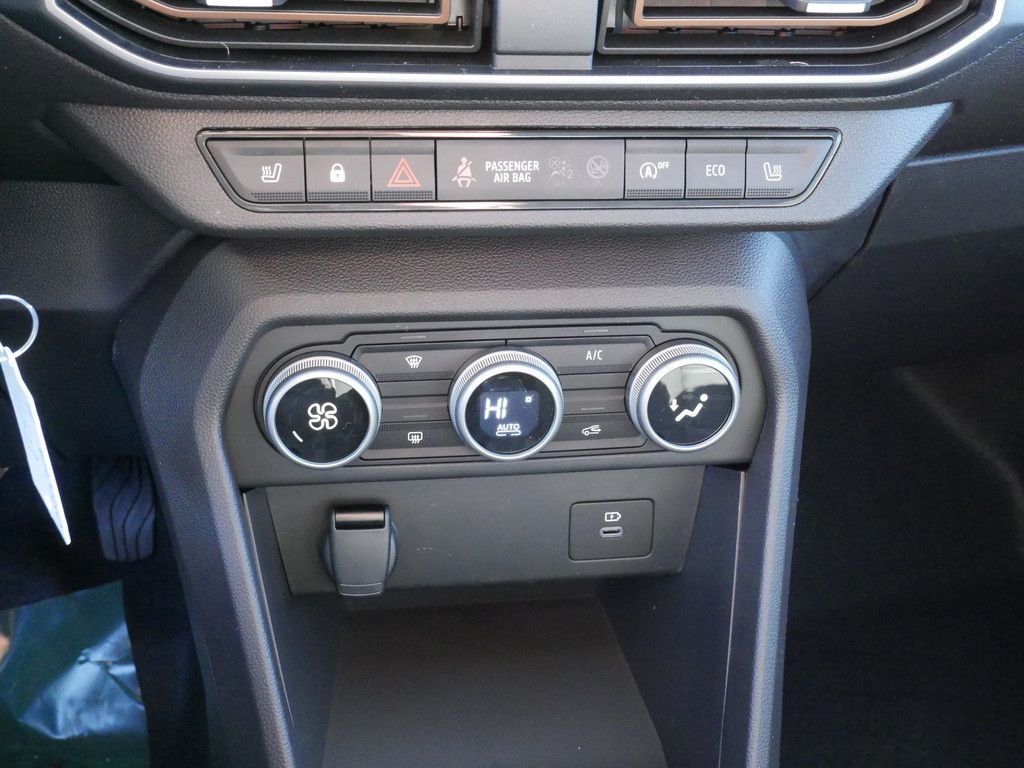 Fahrzeugabbildung Dacia Sandero Stepway Expression TCe 90