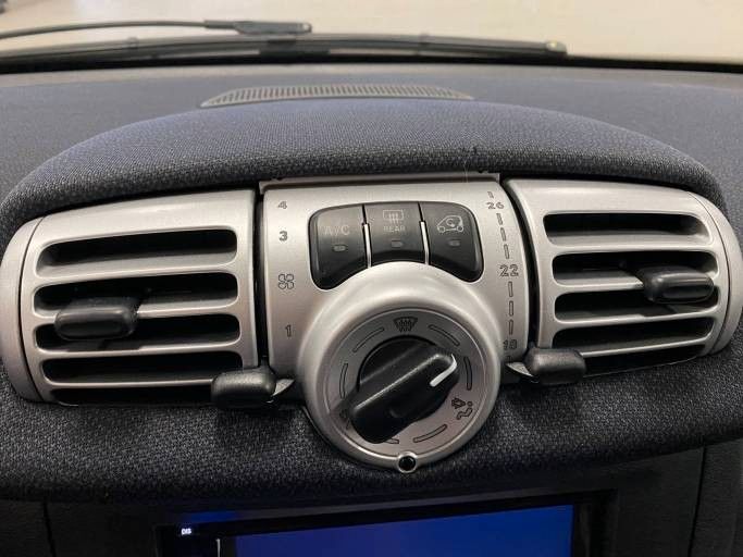 Fahrzeugabbildung Smart ForTwo coupé 1.0 mhd++PASSION+ALU+KLIMA+TELEFON+