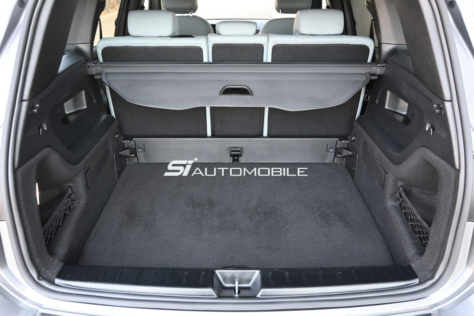 Fahrzeugabbildung Mercedes-Benz GLB 220 d 4MAT. AMG LINE + NIGHT °ACC°AHK°MEMORY