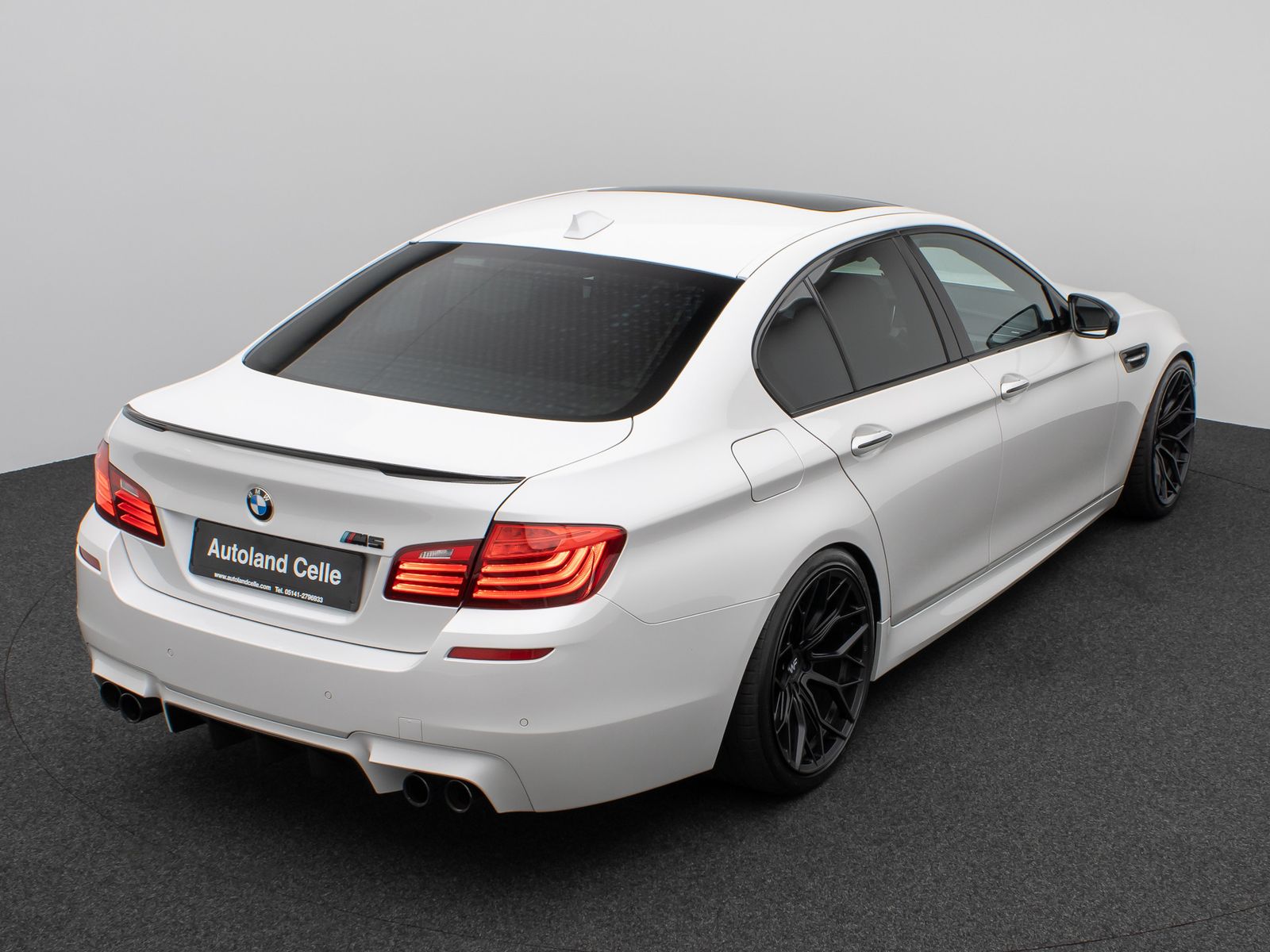 Fahrzeugabbildung BMW M5 Competition Edition 1/200 360°HUD B&O SoftCl