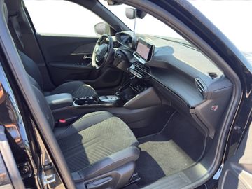 Peugeot 2008 1.2 PureTech 130 GT 360+AHK+Kam.+KeyLess+SD