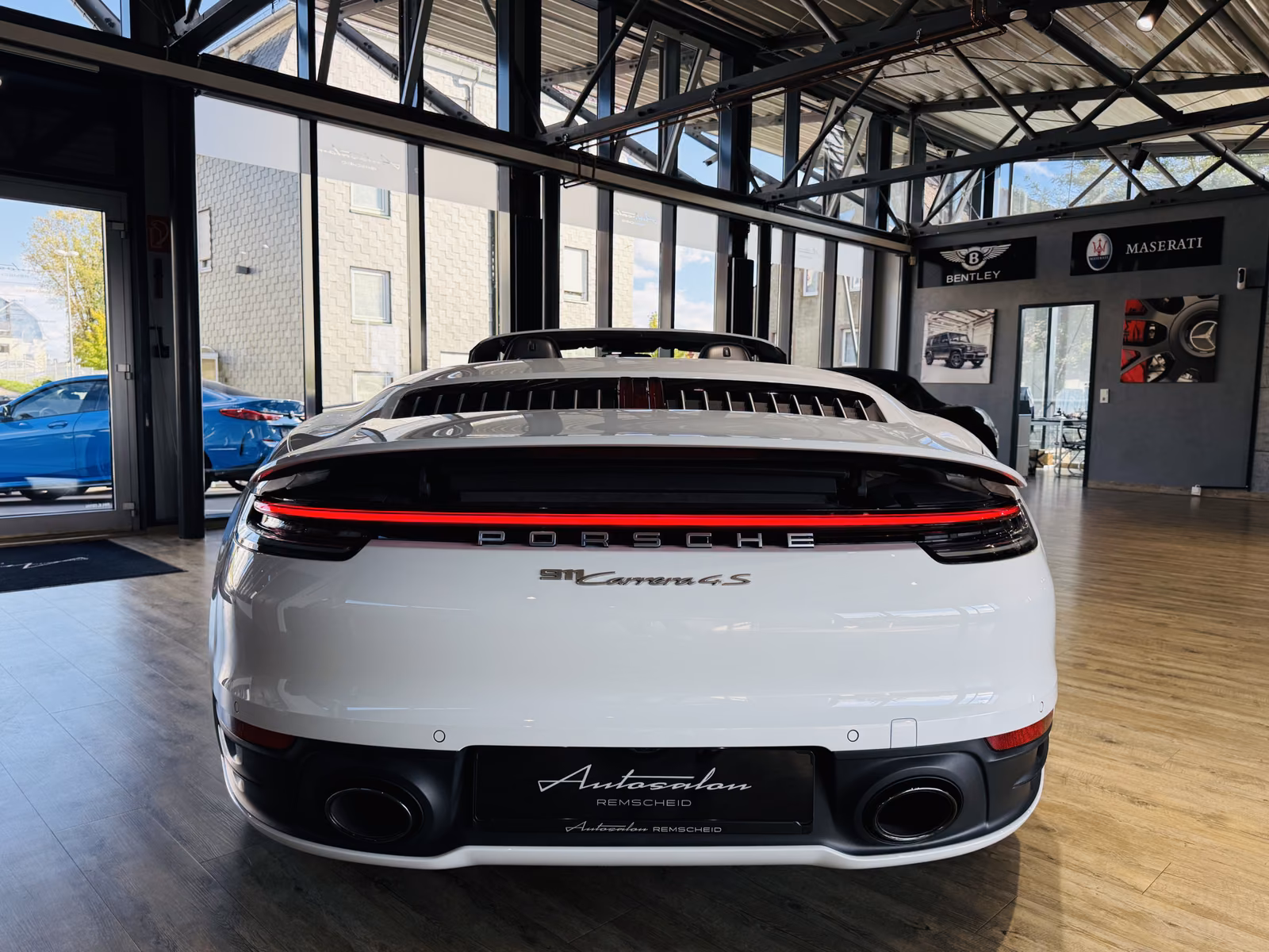 Porsche 992 Carrera 4S Cabriolet PDK*CHRONO*