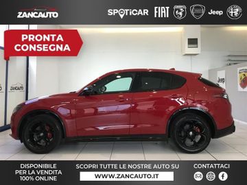 Alfa-Romeo Stelvio - 1