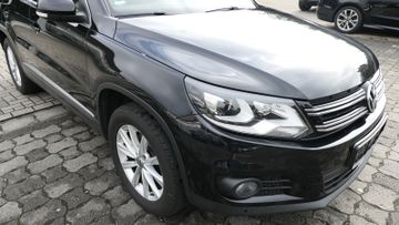 Volkswagen Tiguan - 9