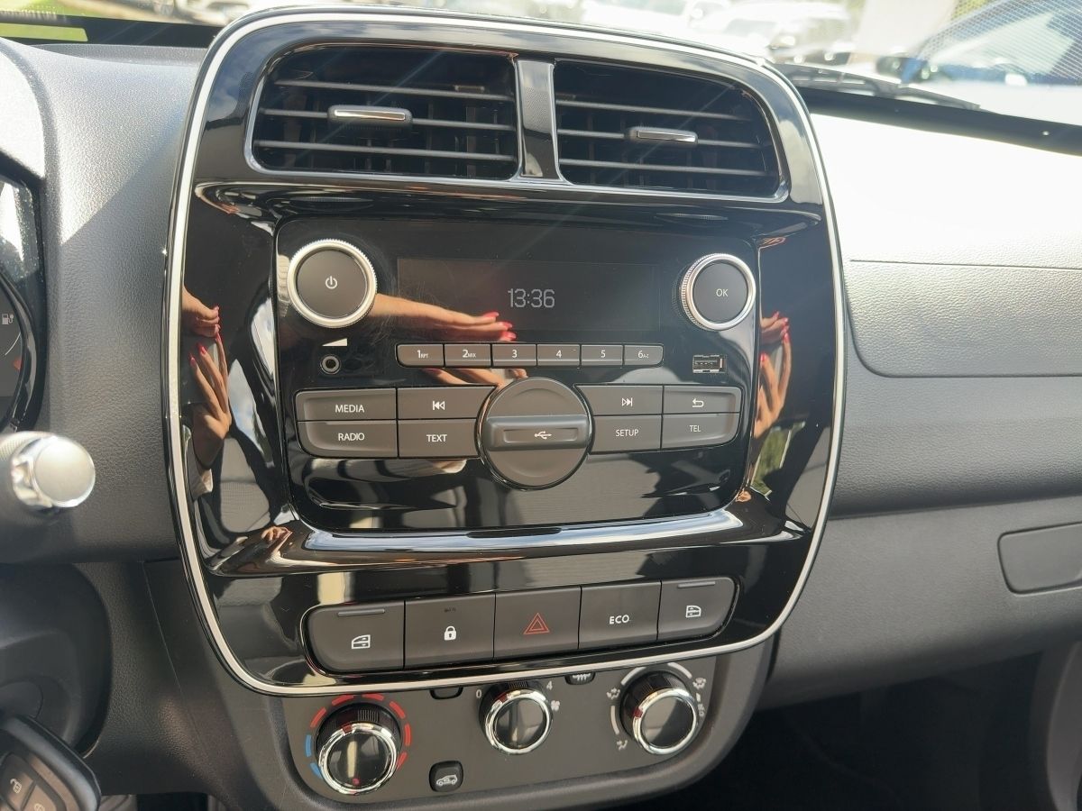 Fahrzeugabbildung Dacia Spring Essential 45 Klima Bluetooth